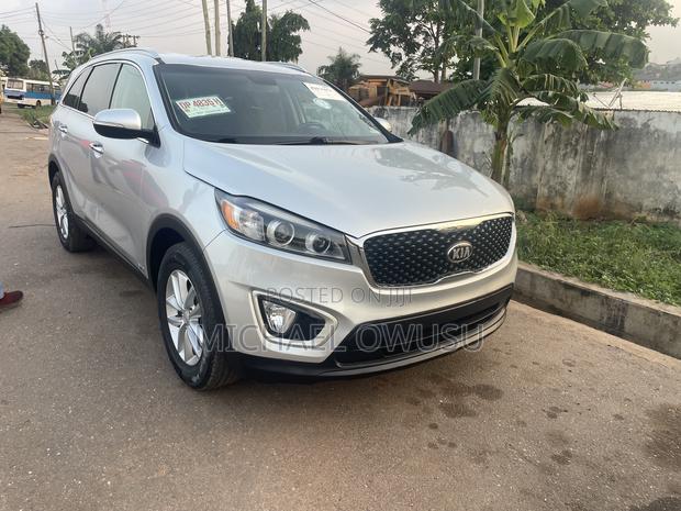 Kia Sorento 4dr SUV 2016 Silver