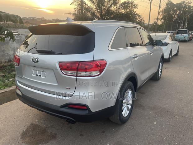 Kia Sorento 4dr SUV 2016 Silver