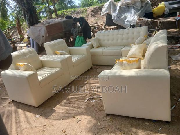 Living Room Sofa Free Delivery · Photo 1