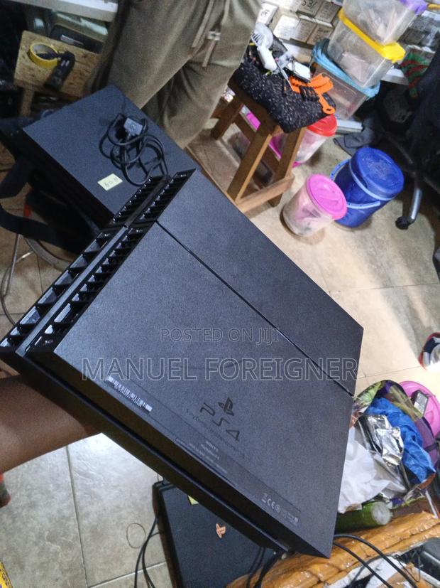 Ps4 Jailbreak 2300 With 8 Games · Photo 4