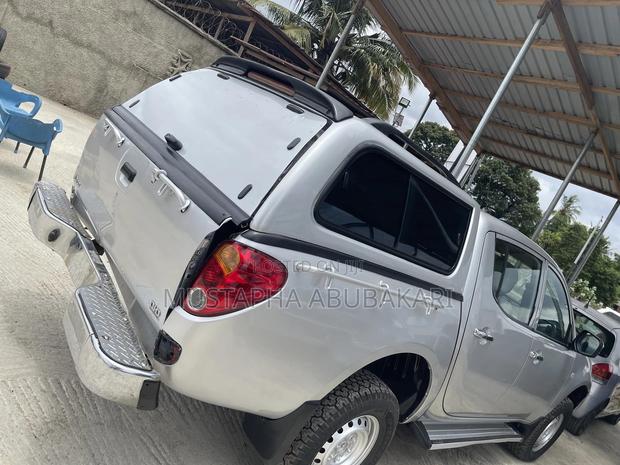 Mitsubishi L200 Single Cab 2.5 TD 4WD 2013 Silver
