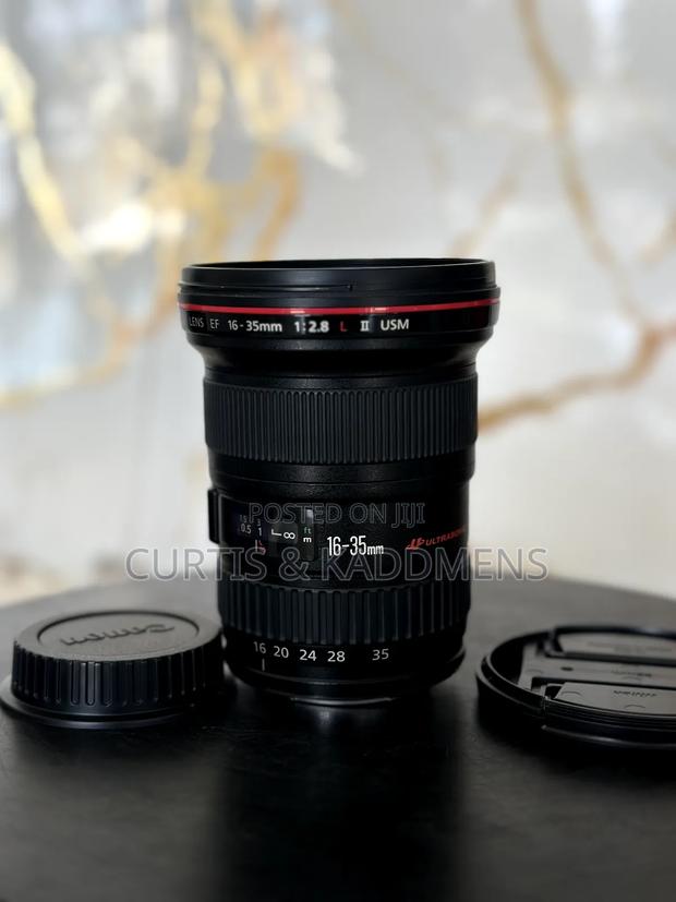 Canon 16-35nm F2.8 Ii Lens 99% New · Photo 4