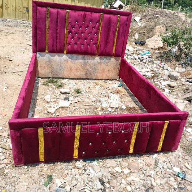 Quality Staffing Double Bed Flame · Photo 1