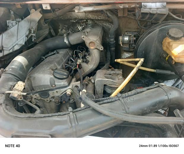 Mercedes-Benz Sprinter 2000 White photo 4