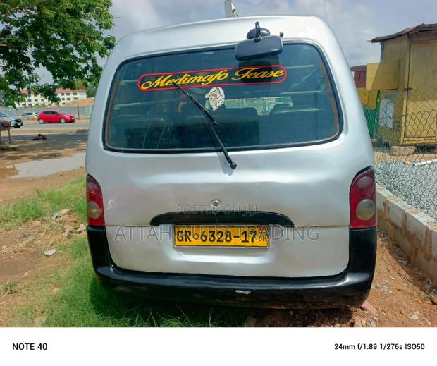 Hyundai H-100 1989 Silver photo 4