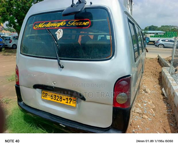 Hyundai H-100 1989 Silver photo 5