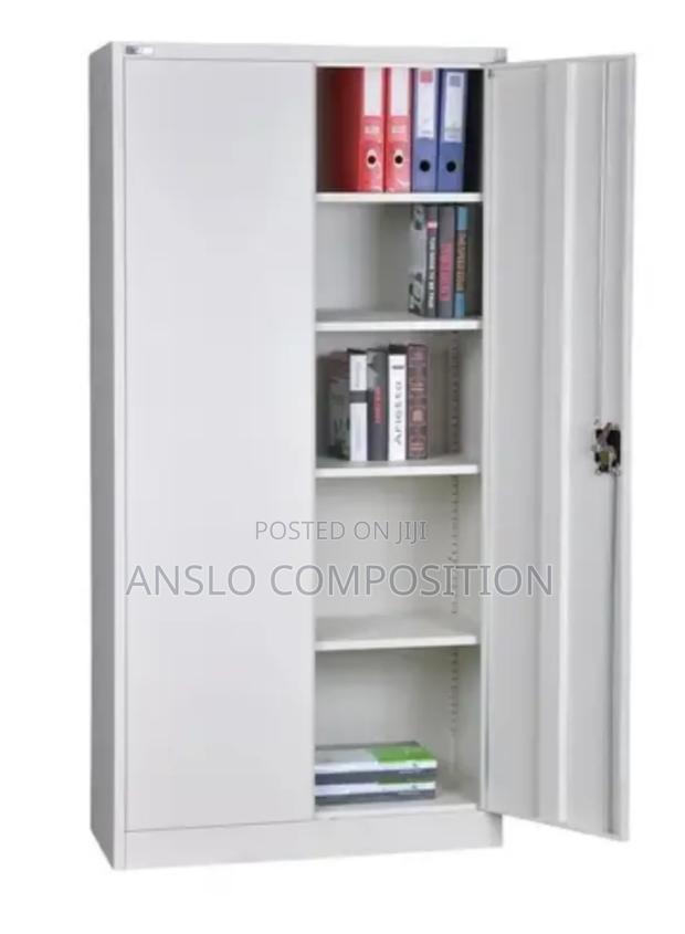 Five Shelves Metal Cabinet · Photo 2