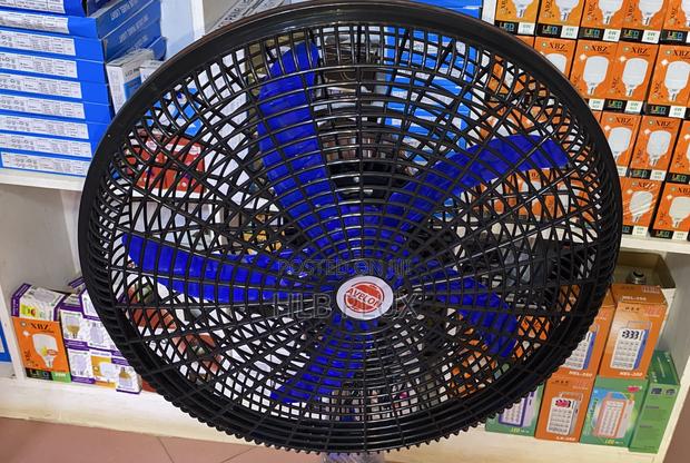 Avelon 18” Stand Fan