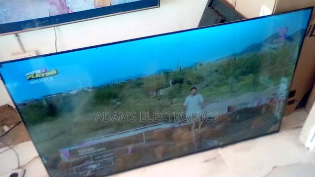 A Very Nice Home Use Philips Smart 65 Inches Tv for Sale photo 3