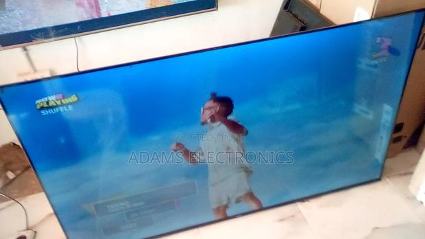 A Very Nice Home Use Philips Smart 65 Inches Tv for Sale photo 4