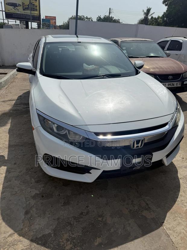 Honda Civic LX 4dr Sedan (2.0L 4cyl) 2016 White