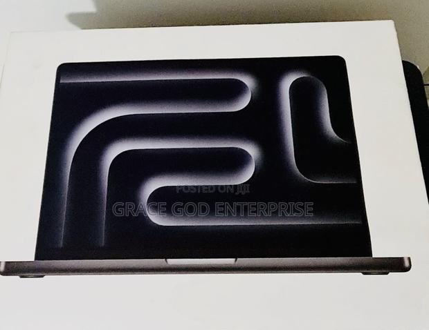 New Laptop Apple Macbook Pro 2025 M5 14-inch 16GB Apple M5 SSD 1T photo 3