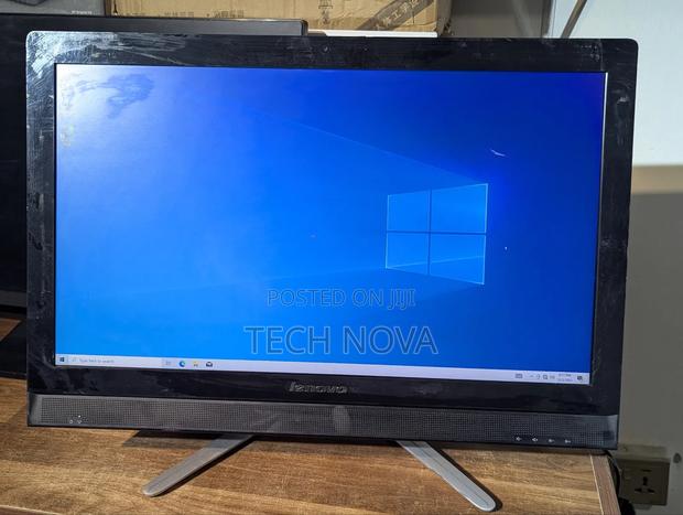 Desktop Computer Lenovo 8GB Intel Core I5 SSD 128GB