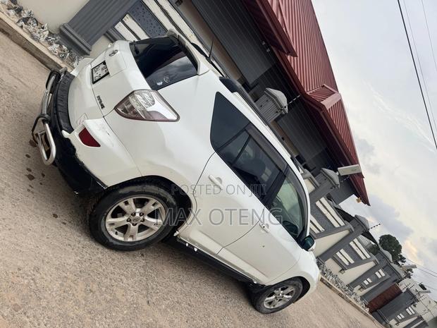 Toyota RAV4 2.5 4x4 2012 White photo 2