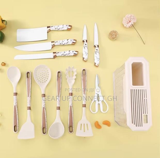 16pieces Kitchen Knife And Silicone Laddles photo 2