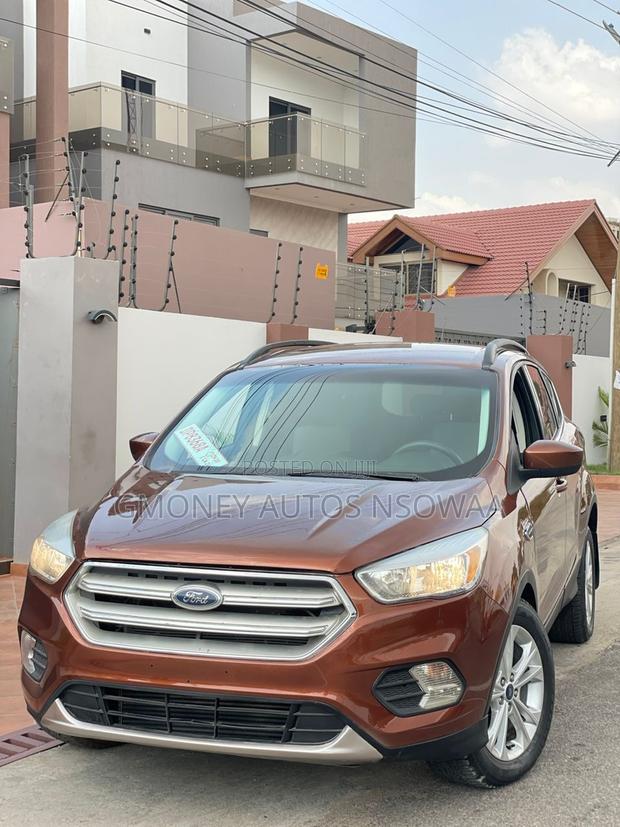 Ford Escape SE 4x4 2017 Brown
