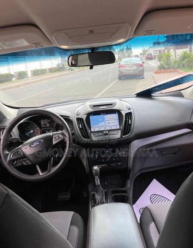 Ford Escape SE 4x4 2017 Brown