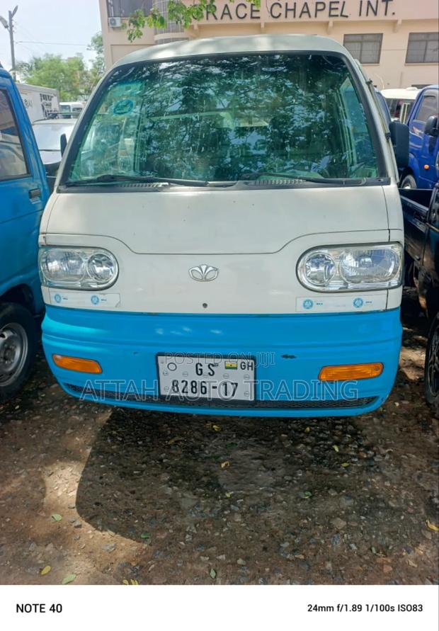 Daewoo BF120 2000 White photo 4