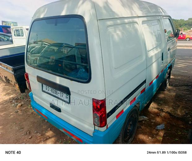 Daewoo BF120 2000 White photo 5
