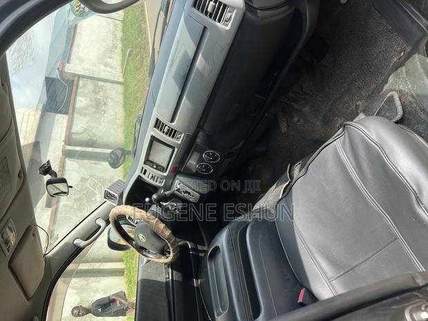 Toyota HiAce 2012 Grey