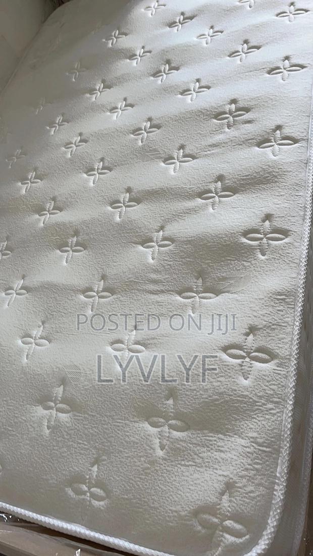 Queen Size Mattress photo 6