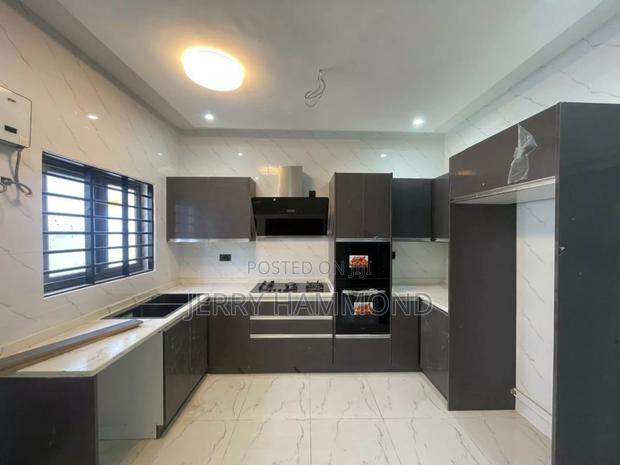 3bdrm House in Costal, Spintex for sale · Photo 4