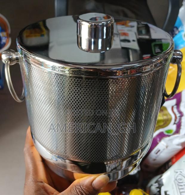 Stainless Steel Ice Bucket · Photo 3