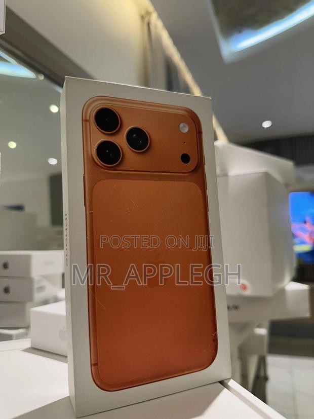 New Apple iPhone 17 Pro Max 1 TB Orange photo 3