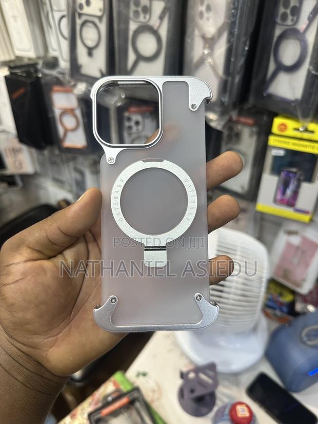 Ogranee Frameless Metal Bumper Case for 16 Pro Max · Photo 4