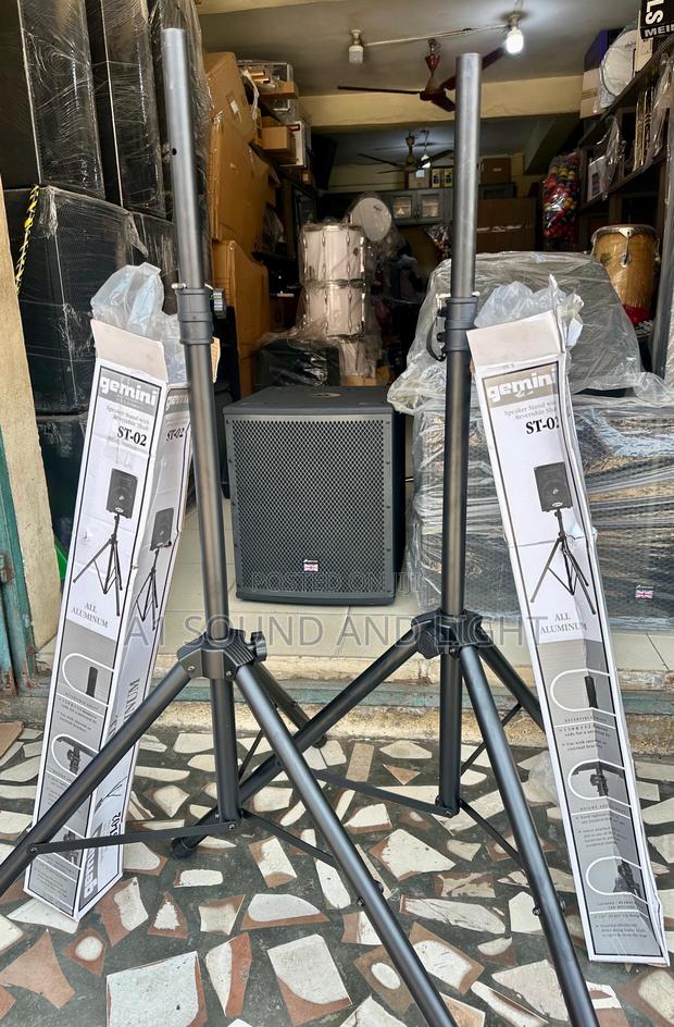 Speaker Stand - Pair With Adjustable Height · Photo 3