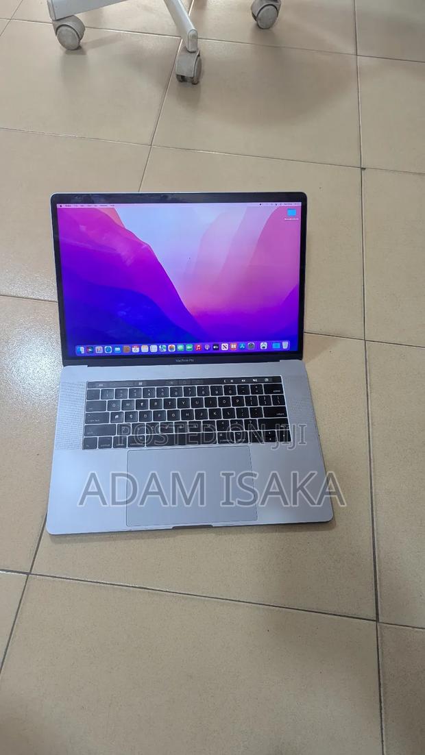 Laptop Apple MacBook Pro 2016 16GB Intel Core I7 SSD 256GB photo 3