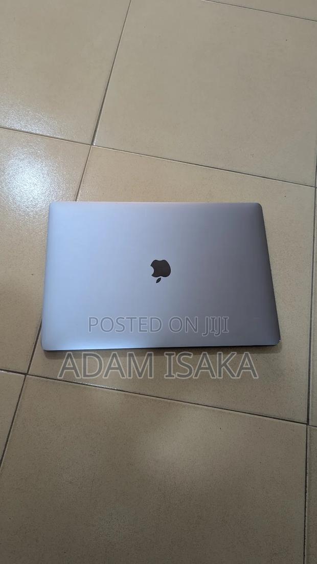 Laptop Apple MacBook Pro 2016 16GB Intel Core I7 SSD 256GB photo 4