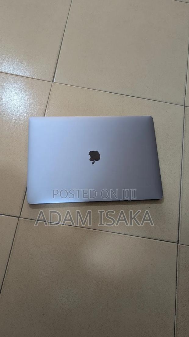 Laptop Apple MacBook Pro 2016 16GB Intel Core I7 SSD 256GB photo 5
