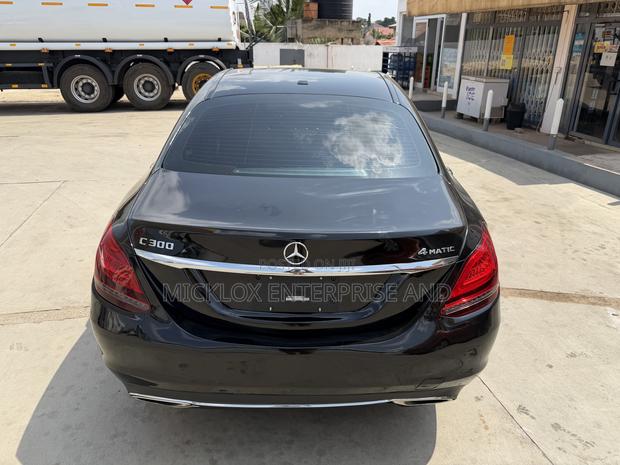 Mercedes-Benz C300 Base C300 AWD 4MATIC Sedan 2019 Black