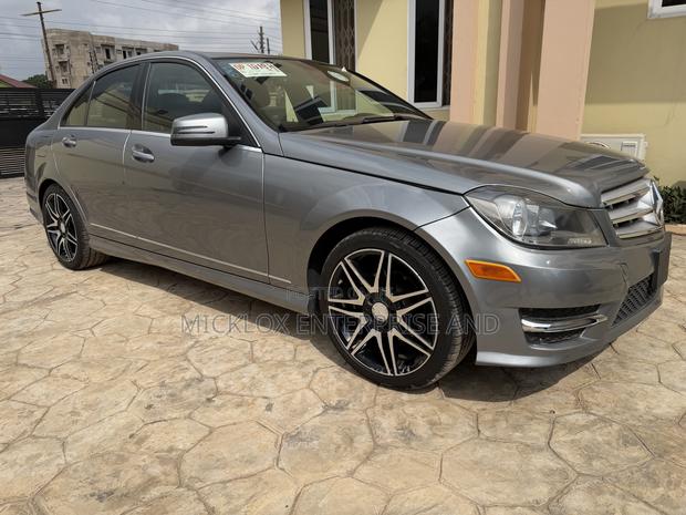 Mercedes-Benz C250 2014 Gray