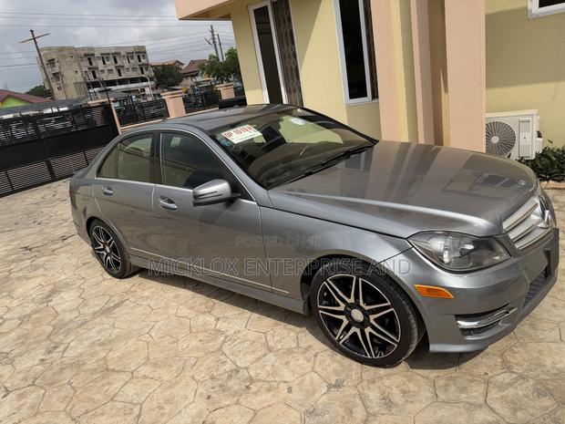 Mercedes-Benz C250 2014 Gray