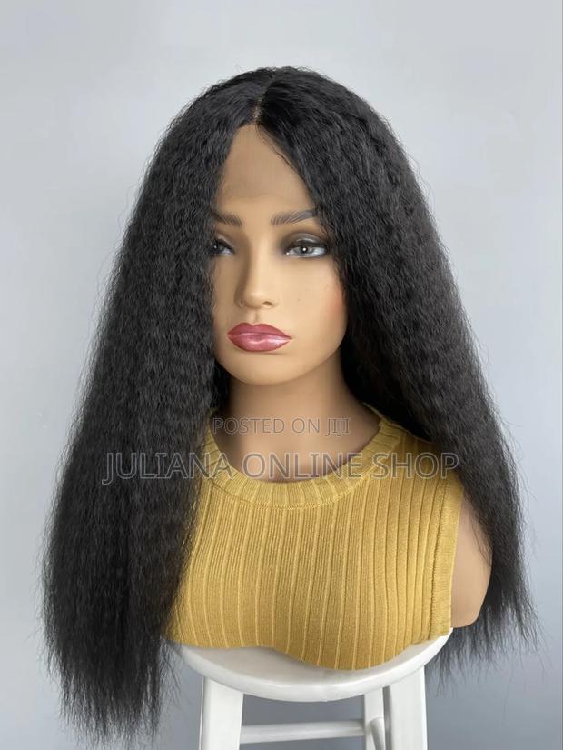 Yaki Straight Wig Unit · Photo 1