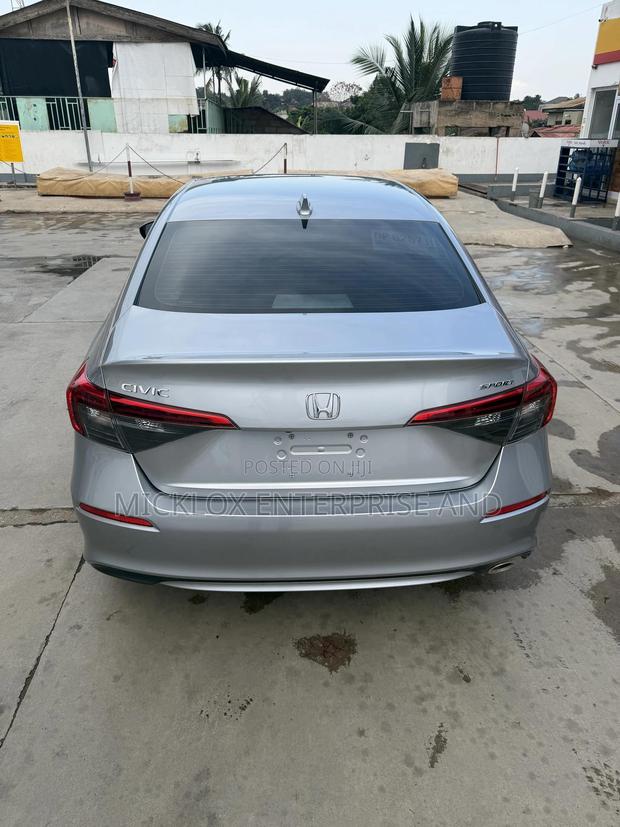 Honda Civic Sport CVT 2023 Silver