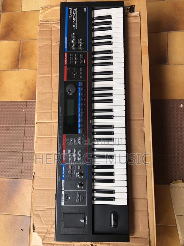 Roland Juno D1