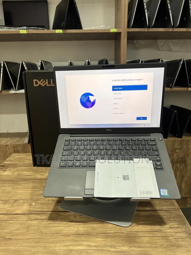 New Laptop Dell Latitude 7400 8GB Intel Core i5 SSD 256GB