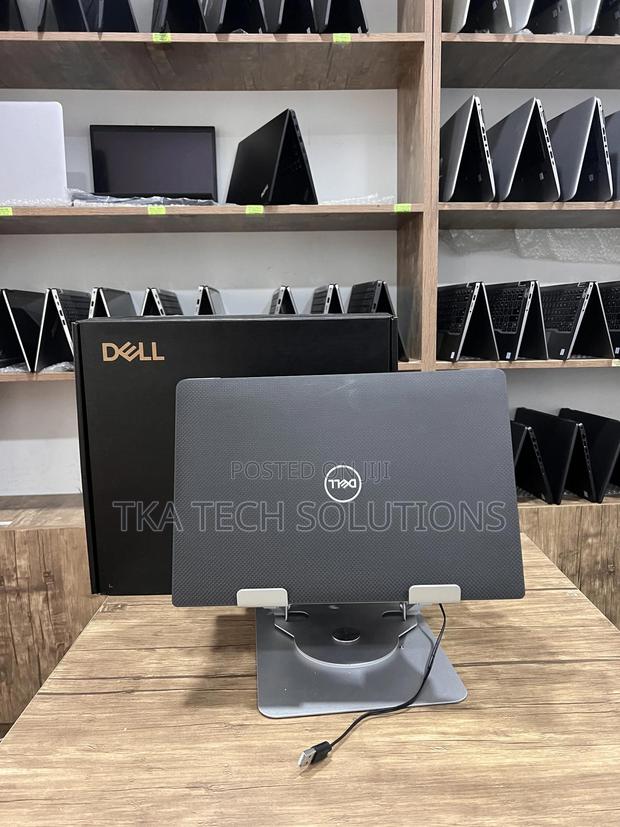 New Laptop Dell Latitude 7400 8GB Intel Core i5 SSD 256GB photo 3