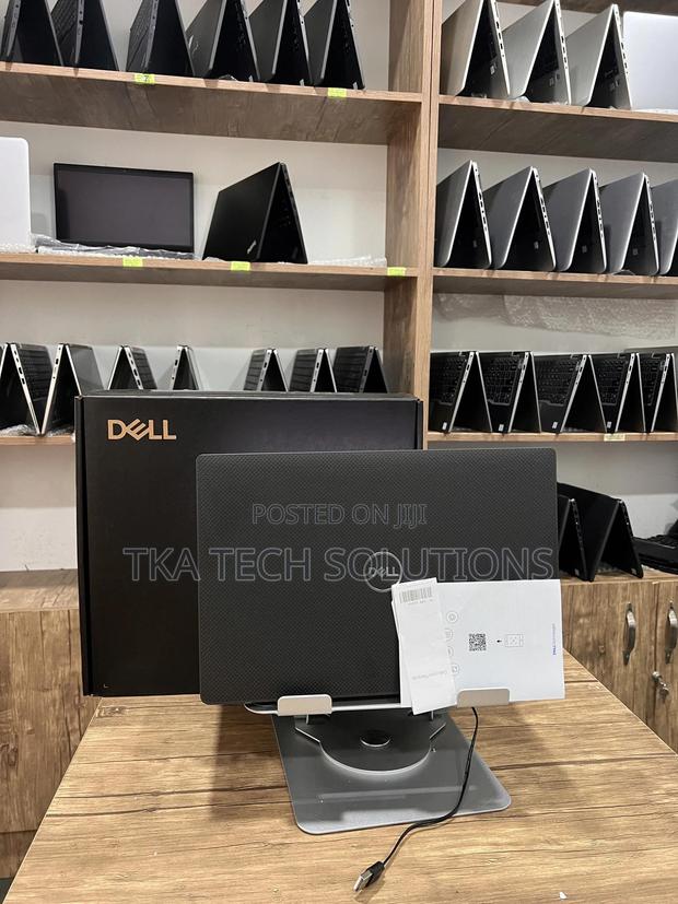 New Laptop Dell Latitude 7400 8GB Intel Core i5 SSD 256GB photo 5