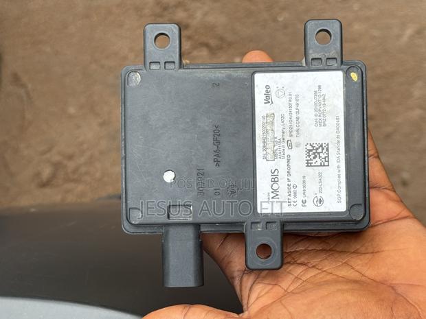 Hyundai Tucson Blind Spot Detection Radar Sensor Module