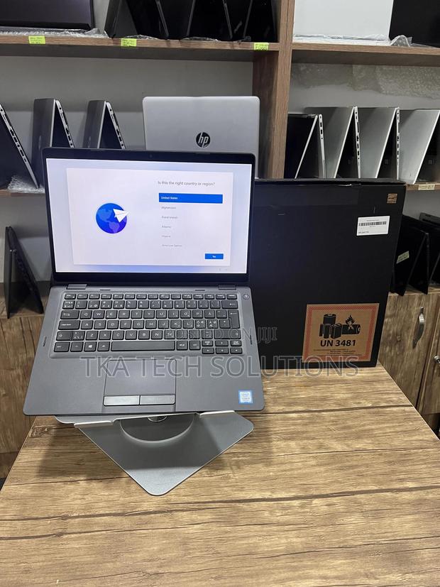New Laptop Dell Latitude 5300 8GB Intel Core i5 SSD 256GB