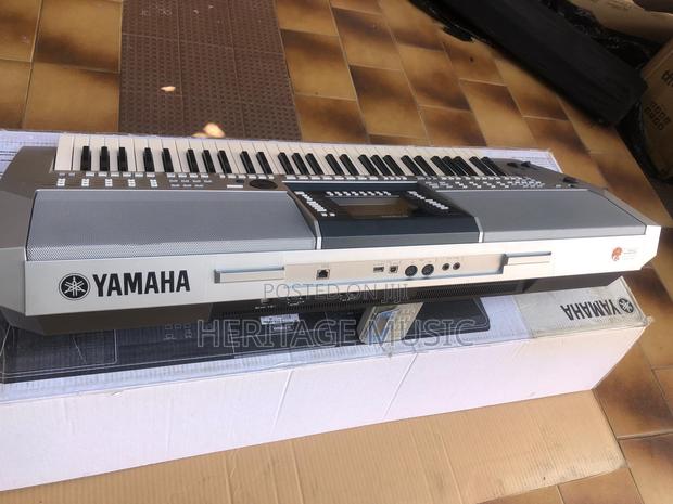 Yamaha PSR S710 photo 3