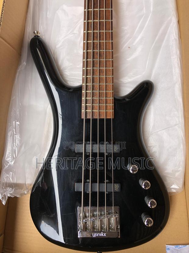 Warwick Corvette Bass Guitar photo 2