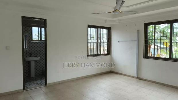 3bdrm Apartment in Penny Airport , New Town for rent · Photo 2