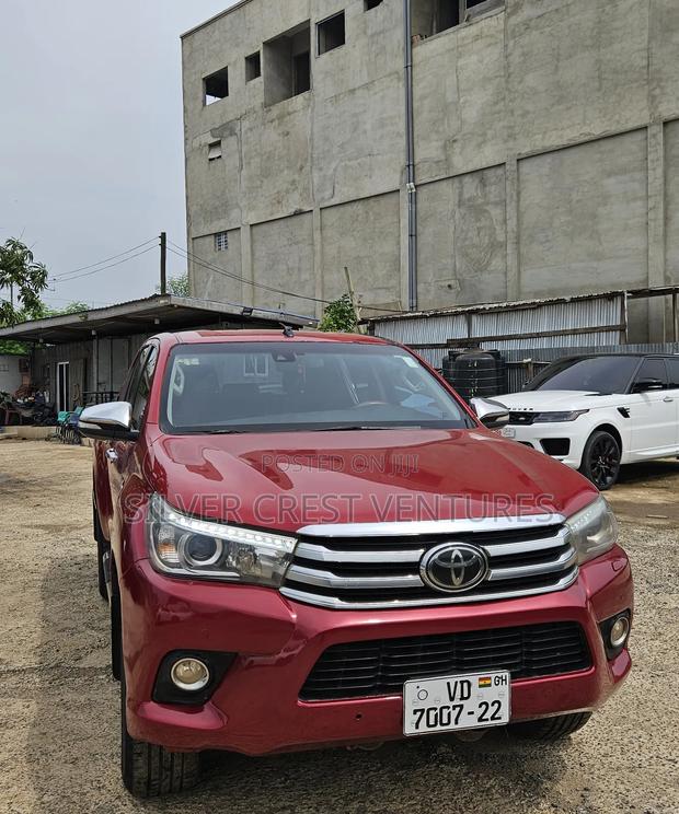 Toyota Hilux 2017 Red