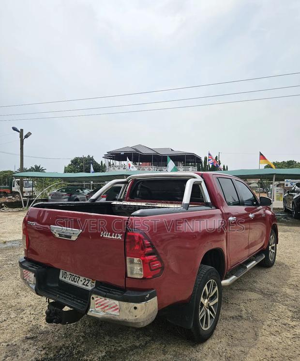 Toyota Hilux 2017 Red