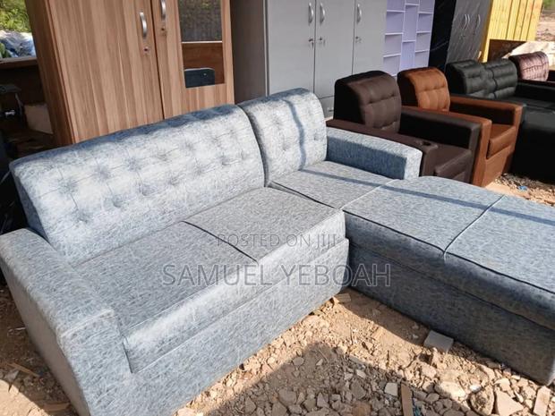 Quality Staffing Chair Lshape · Photo 2